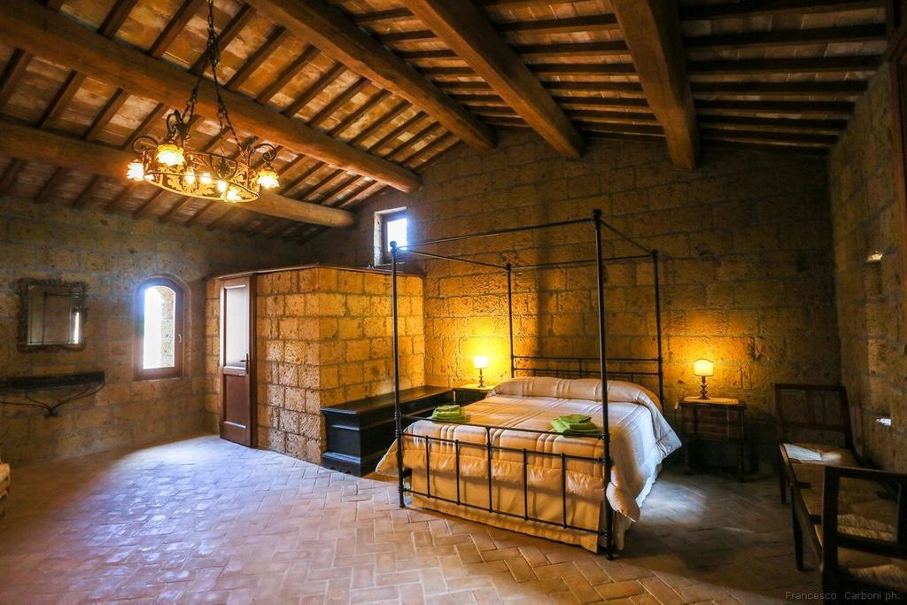 Hôtel Agriturismo San Giusto à Tuscania Extérieur photo