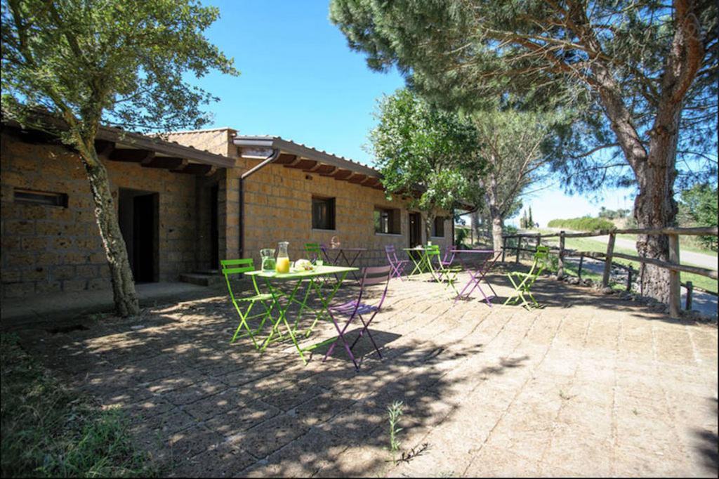 Hôtel Agriturismo San Giusto à Tuscania Extérieur photo